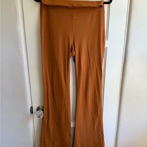 Lululemon Burnt Orange Flared Leggings/Yoga Pants